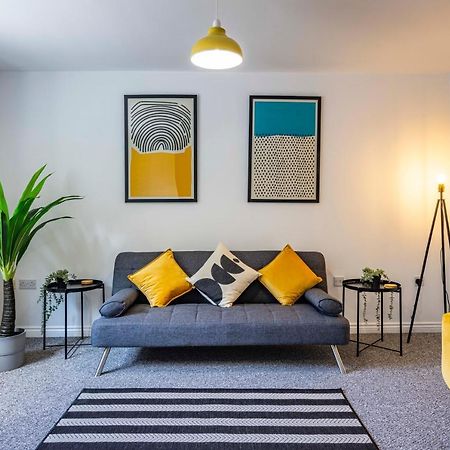 Fantastic Apartment, Short Distance From City Centre, Free Parking 노팅엄 외부 사진